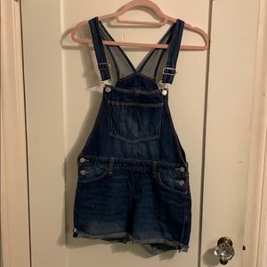 Overall shorts